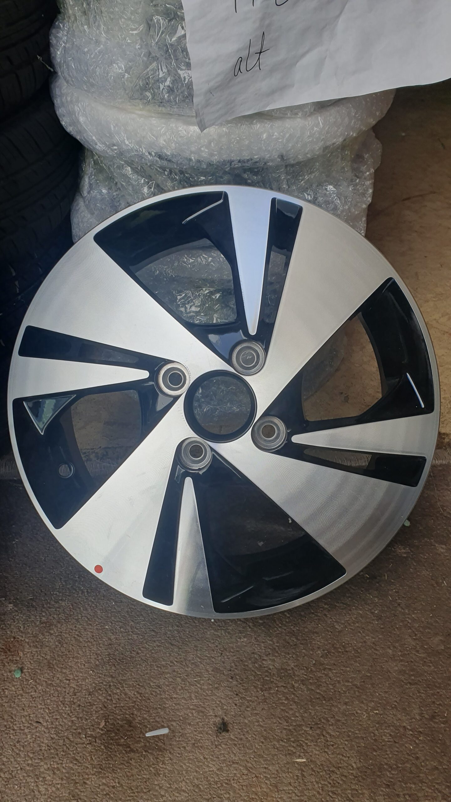 Alufelgen neu altes Model 2021 (14 ZOLL)